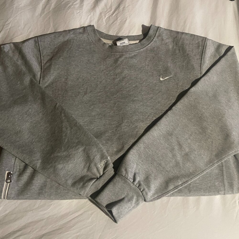 Nike Men’s Dri-FIT Crew Neck Sweatshirt